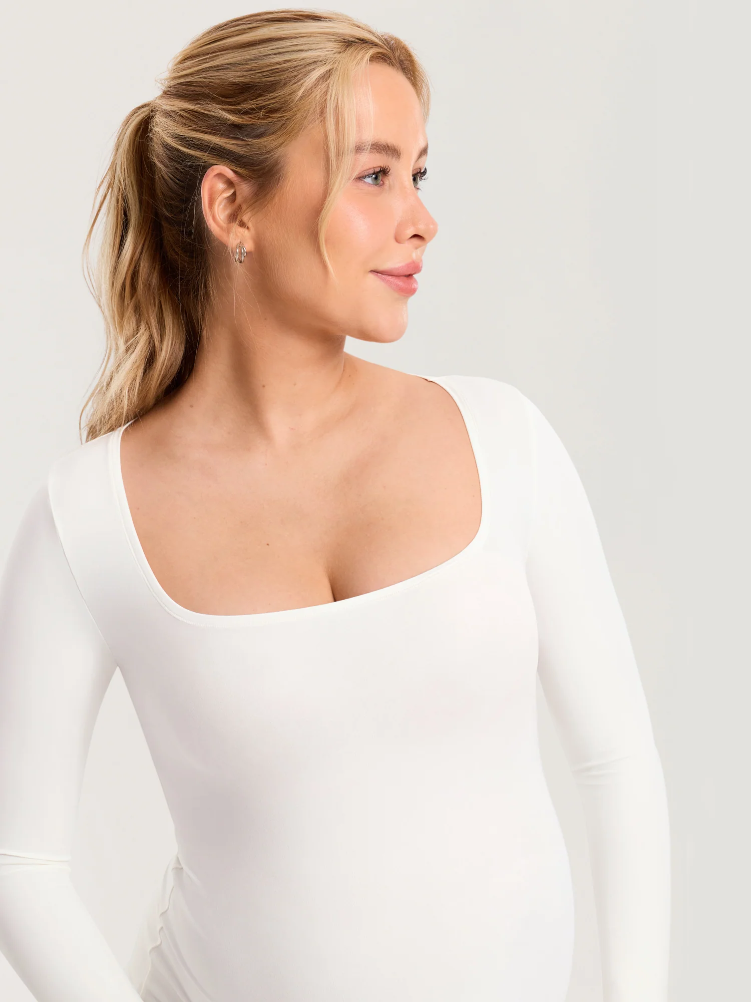 AirSoft Square Neck Maternity Top - Long Sleeves - Image 12