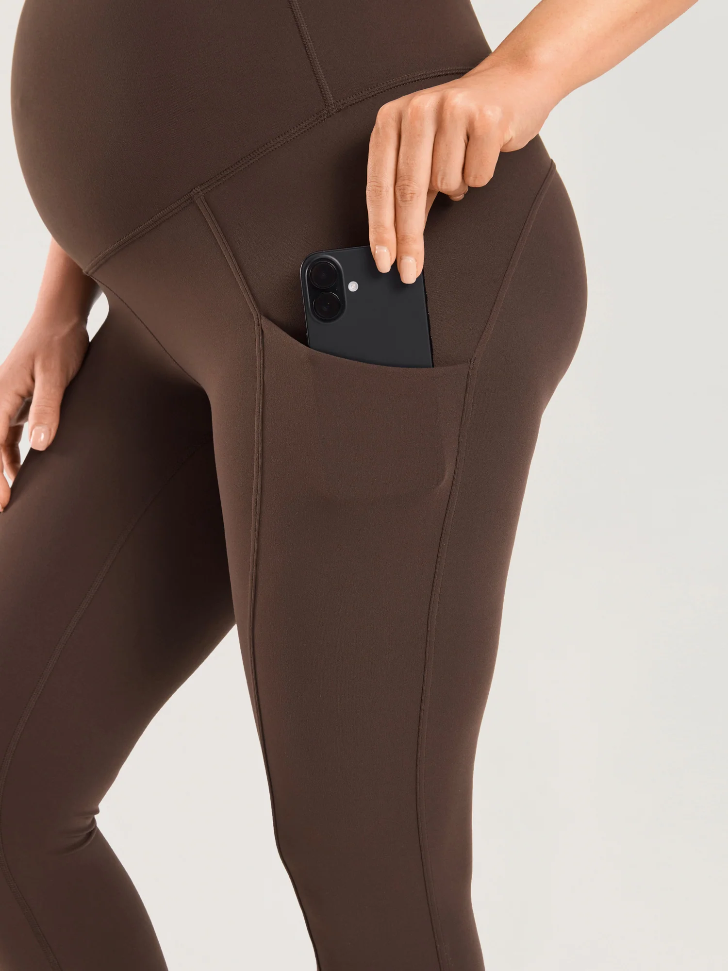 Natrelax® Maternity Leggings with Pockets 25" - Image 3